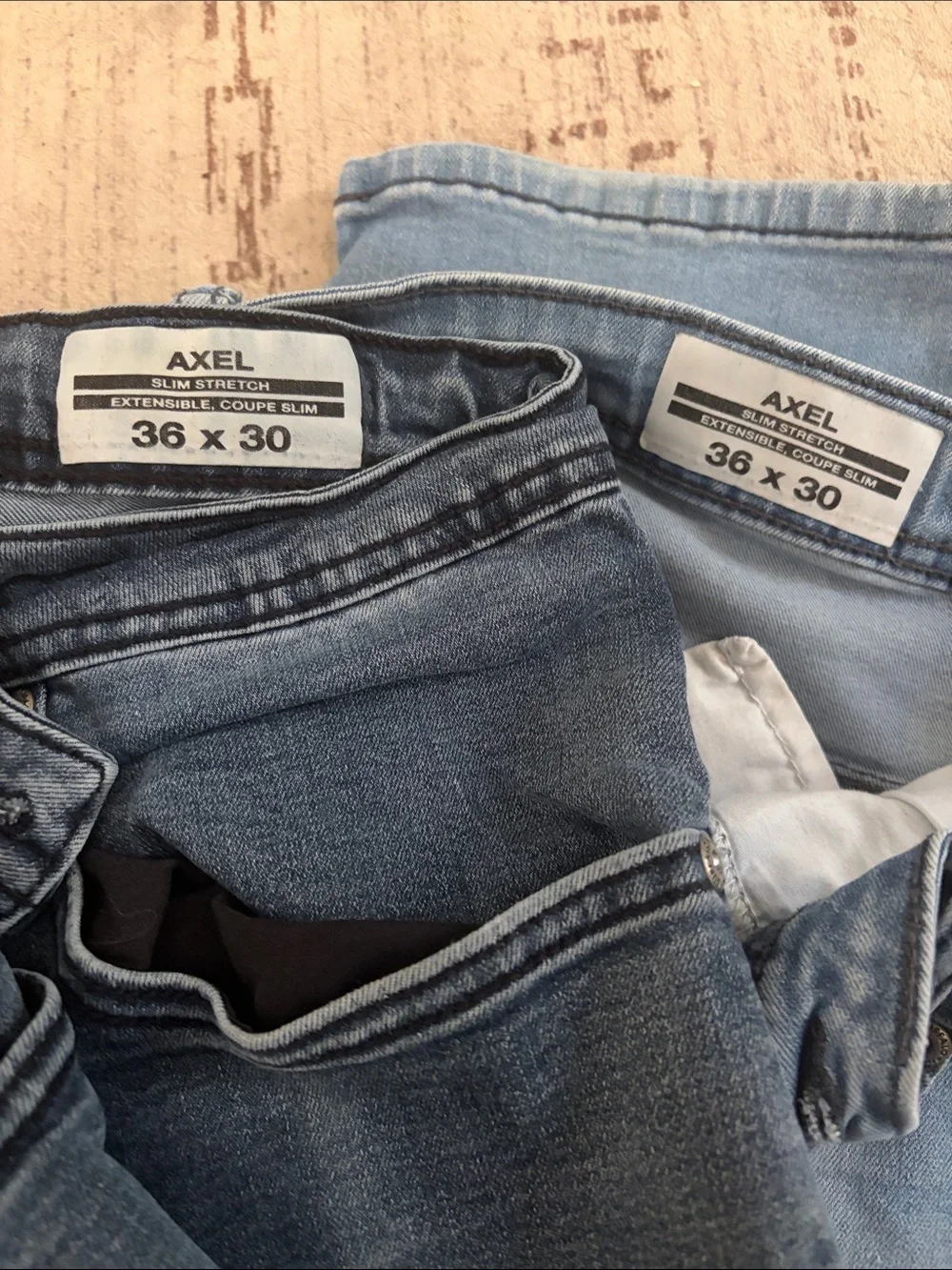 This is for two pair bundle Axel jeans 36x30
